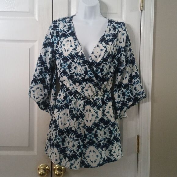 Charlotte Russe  blue white tie dye partial open back romper  Sz M NWOT - Picture 1 of 9